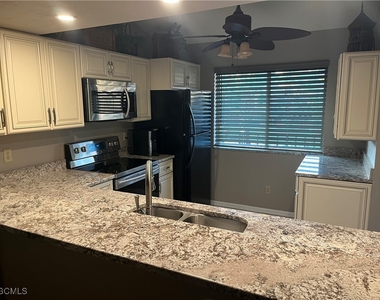 13094 Cross Creek Court - Photo Thumbnail 1