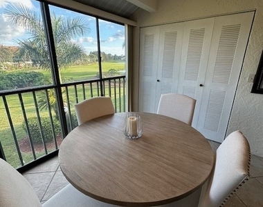 13094 Cross Creek Court - Photo Thumbnail 10