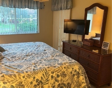 13094 Cross Creek Court - Photo Thumbnail 25