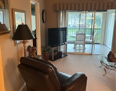 13094 Cross Creek Court - Photo Thumbnail 9