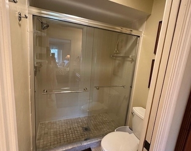 13094 Cross Creek Court - Photo Thumbnail 17