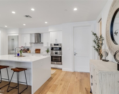 1115 Central Avenue - Photo Thumbnail 4