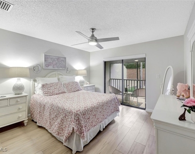 15400 Cedarwood Lane - Photo Thumbnail 10