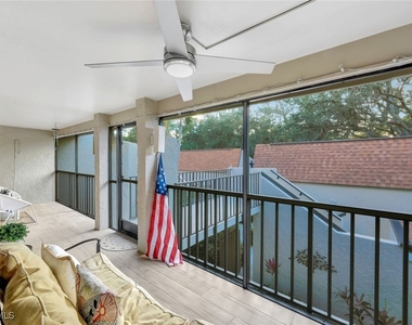 15400 Cedarwood Lane - Photo Thumbnail 14