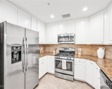 3159 Serena Lane - Photo Thumbnail 15