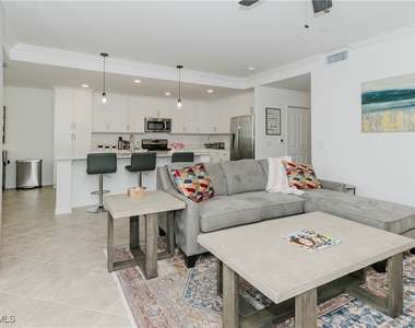 6034 National Boulevard - Photo Thumbnail 7
