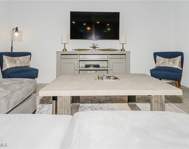 6034 National Boulevard - Photo Thumbnail 8