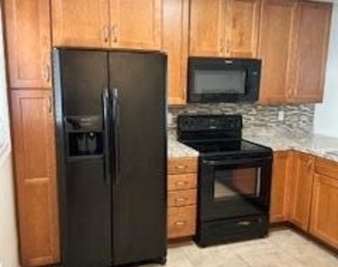1720 Murrell Road - Photo Thumbnail 3