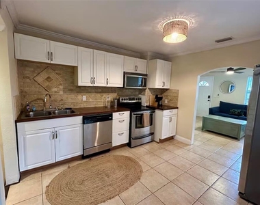 5618 20th Avenue S - Photo Thumbnail 5