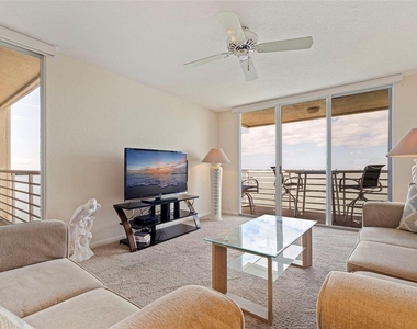 6105 Bahia Del Mar Circle - Photo Thumbnail 4