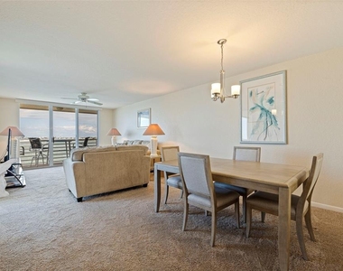 6105 Bahia Del Mar Circle - Photo Thumbnail 5