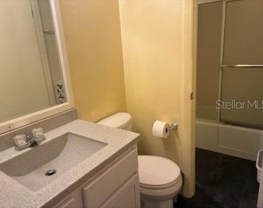 532 Bahia Circle - Photo Thumbnail 8