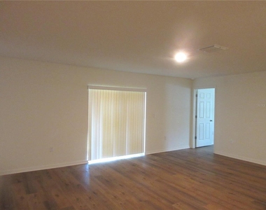 13130 Sw 78th Circle - Photo Thumbnail 4