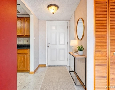 100 Silver Beach Avenue - Photo Thumbnail 1