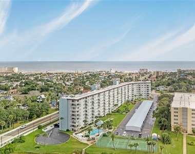 100 Silver Beach Avenue - Photo Thumbnail 15