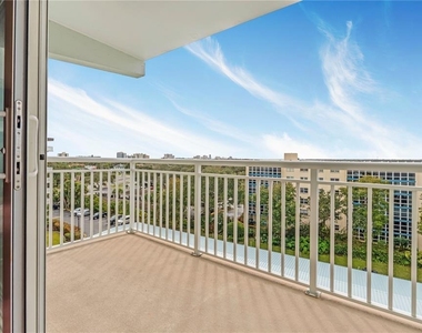 100 Silver Beach Avenue - Photo Thumbnail 19