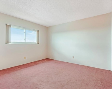 100 Silver Beach Avenue - Photo Thumbnail 10