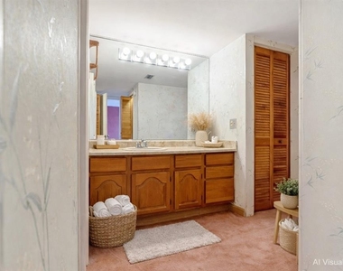 100 Silver Beach Avenue - Photo Thumbnail 6