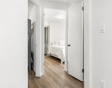 4105 Rockefeller Avenue - Photo Thumbnail 20