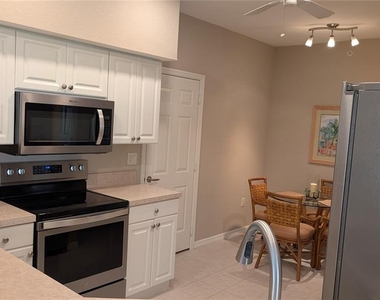 7037 Scrub Jay Way - Photo Thumbnail 16