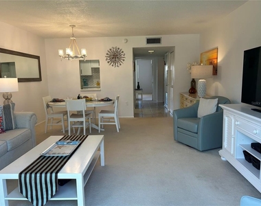 8625 Midnight Pass Road - Photo Thumbnail 11