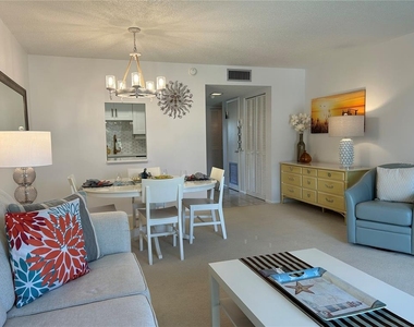 8625 Midnight Pass Road - Photo Thumbnail 17