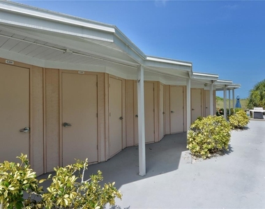 8625 Midnight Pass Road - Photo Thumbnail 25