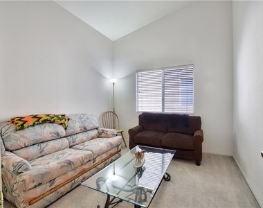 8041 Pottery Creek Drive - Photo Thumbnail 12
