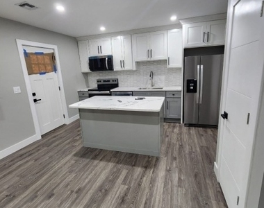 93 Hughes St - Photo Thumbnail 5