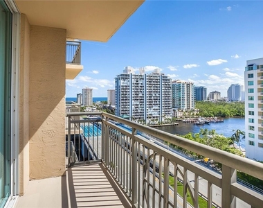 1040 Seminole Drive - Photo Thumbnail 5