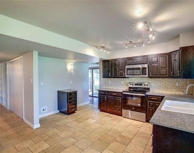 4232 Sweetgum Way - Photo Thumbnail 1