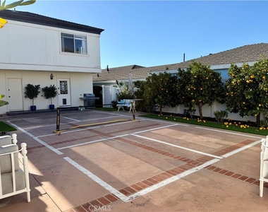 2824 Ocean Boulevard - Photo Thumbnail 34