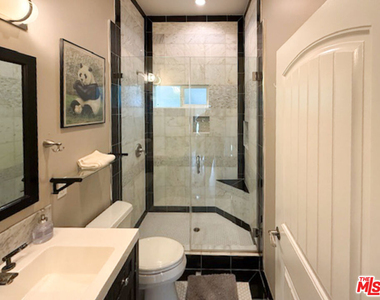 6231 Royer Avenue - Photo Thumbnail 8