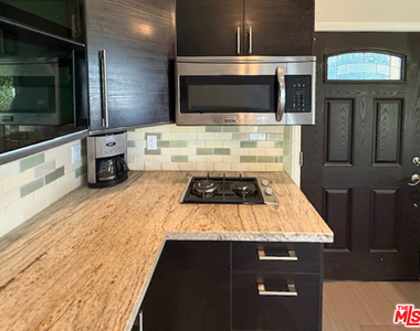 6231 Royer Avenue - Photo Thumbnail 11