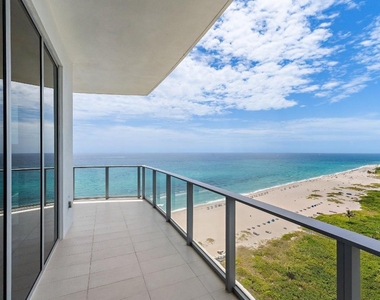 3100 N Ocean Drive - Photo Thumbnail 13