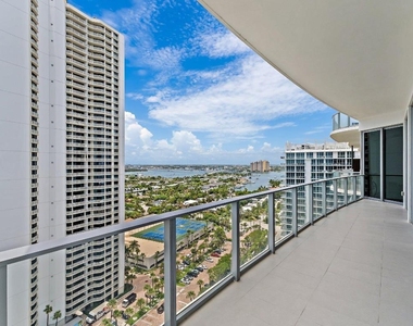 3100 N Ocean Drive - Photo Thumbnail 14
