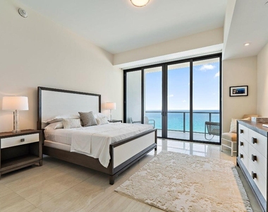 3100 N Ocean Drive - Photo Thumbnail 15