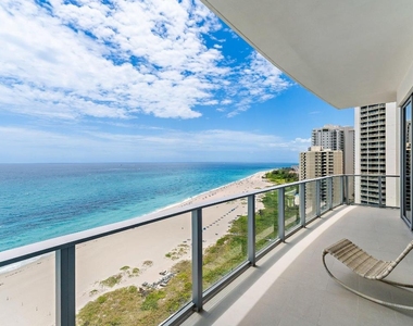 3100 N Ocean Drive - Photo Thumbnail 12