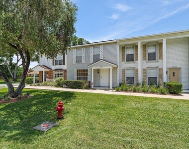 11830 Brier Patch Court - Photo Thumbnail 30