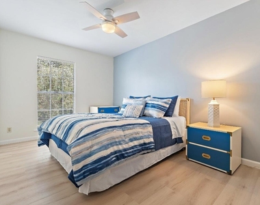11830 Brier Patch Court - Photo Thumbnail 24