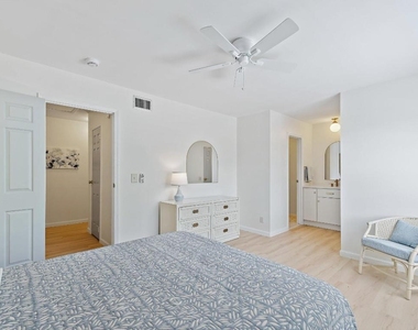 11830 Brier Patch Court - Photo Thumbnail 17