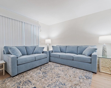 11830 Brier Patch Court - Photo Thumbnail 8