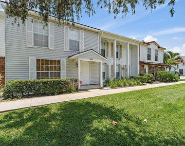 11830 Brier Patch Court - Photo Thumbnail 31