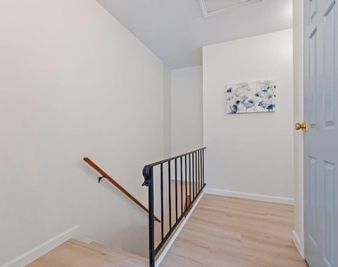 11830 Brier Patch Court - Photo Thumbnail 14