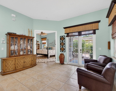 127 Arklow Avenue - Photo Thumbnail 13