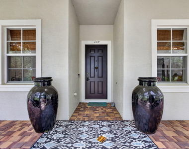 127 Arklow Avenue - Photo Thumbnail 7