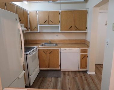 9233 Sw 8th Street - Photo Thumbnail 25