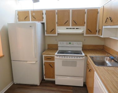 9233 Sw 8th Street - Photo Thumbnail 24