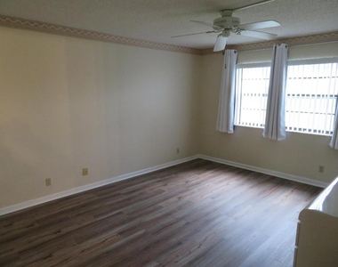 9233 Sw 8th Street - Photo Thumbnail 29