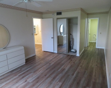 9233 Sw 8th Street - Photo Thumbnail 30
